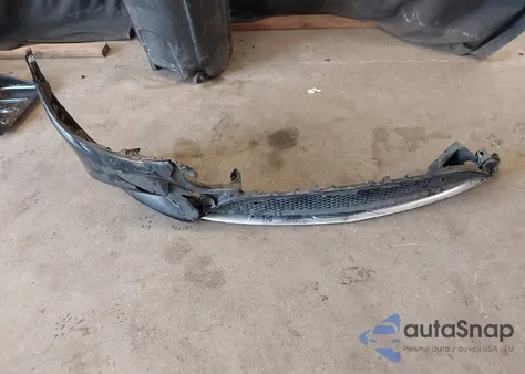 2018 Mercedes-Benz E 300 4Matic z USA, uszkodzony, nr VIN WDDZF4KB2JA334544